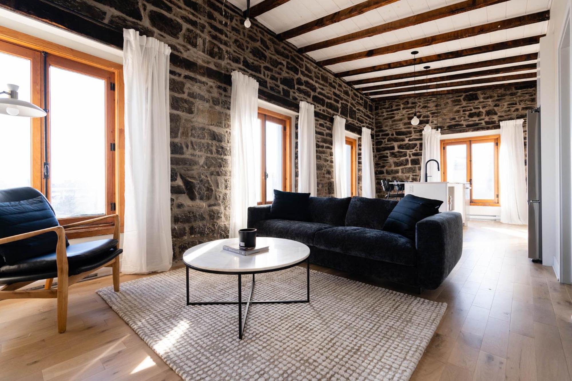 مونتريال Maison Place Royale By Luxury In Transit المظهر الخارجي الصورة