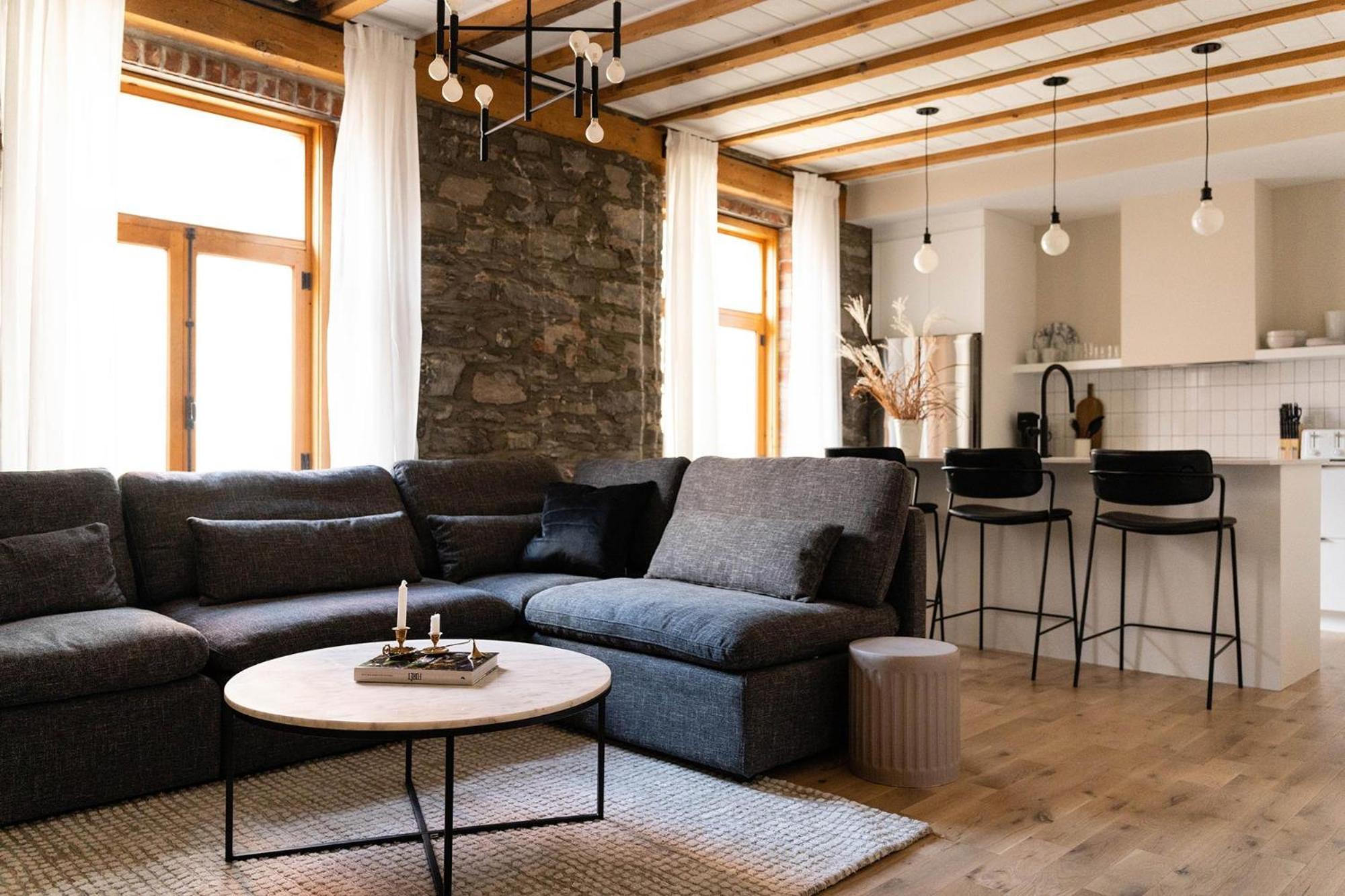 مونتريال Maison Place Royale By Luxury In Transit المظهر الخارجي الصورة